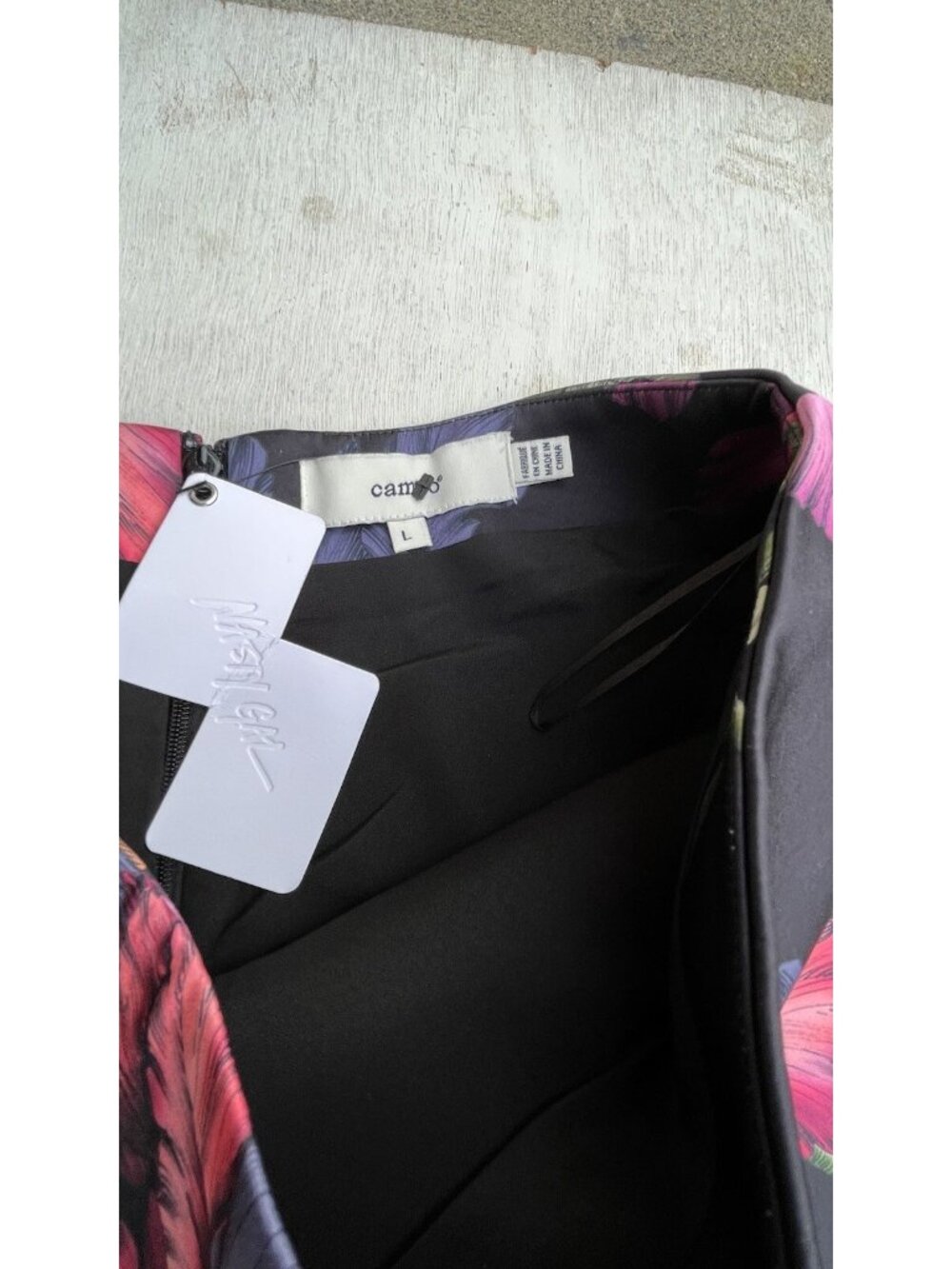 Cameo Night Lily Tropical Floral Midi Skirt Size L Black Lined - Picture 10 of 16